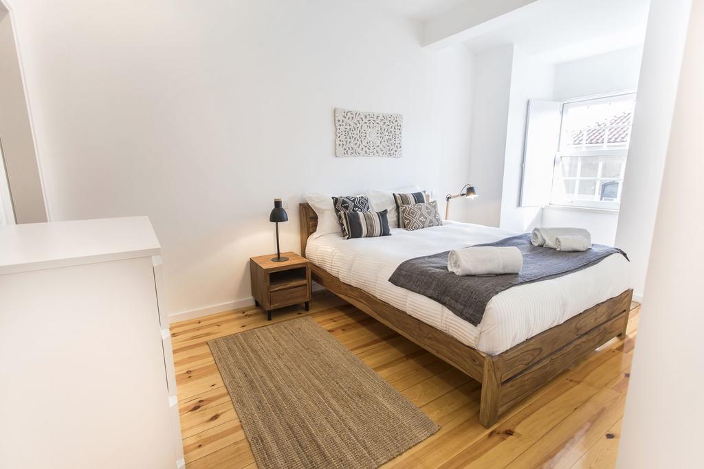 Lovelystay - Cais Apartment River View Лиссабон Экстерьер фото