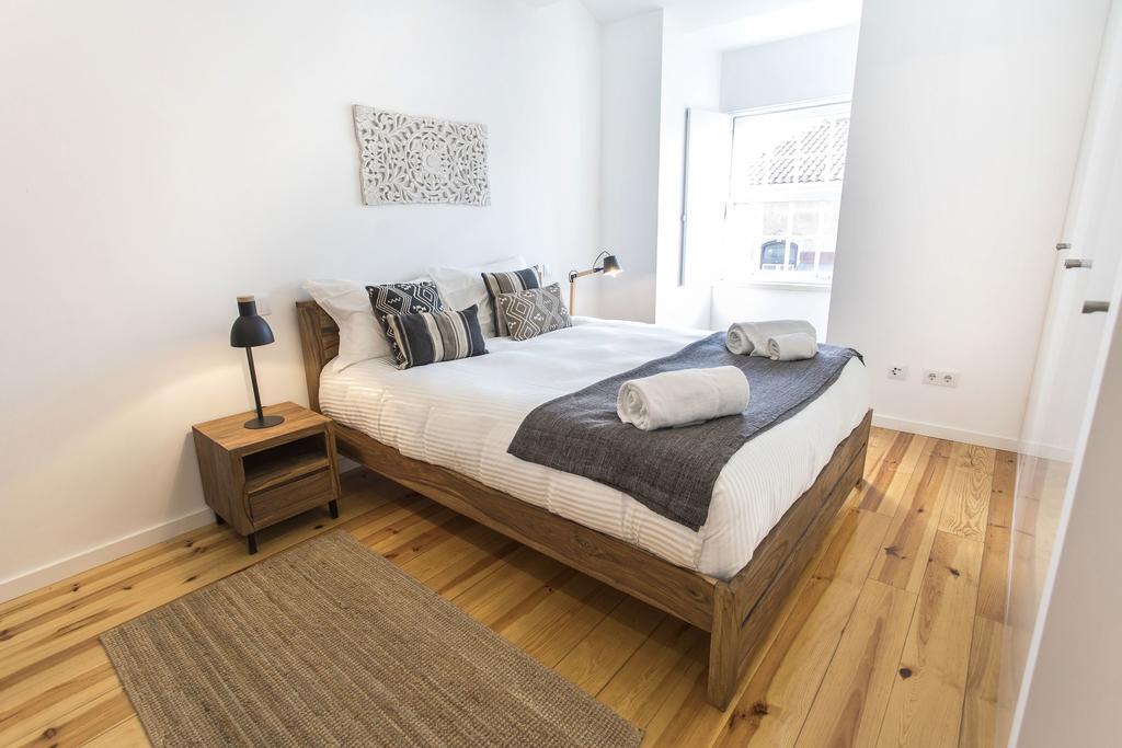 Lovelystay - Cais Apartment River View Лиссабон Экстерьер фото