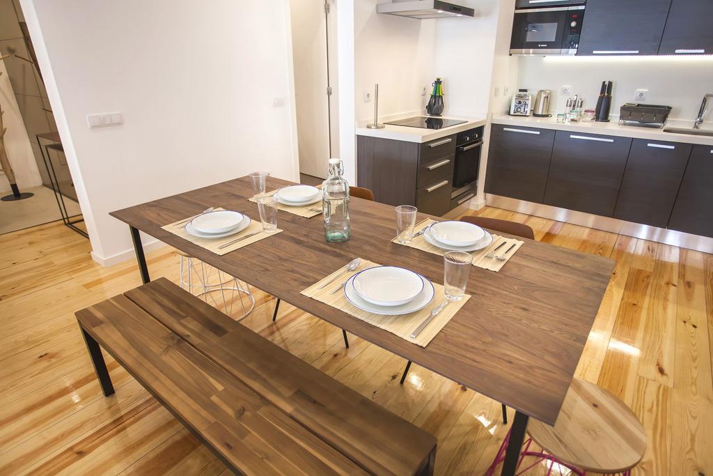 Lovelystay - Cais Apartment River View Лиссабон Экстерьер фото