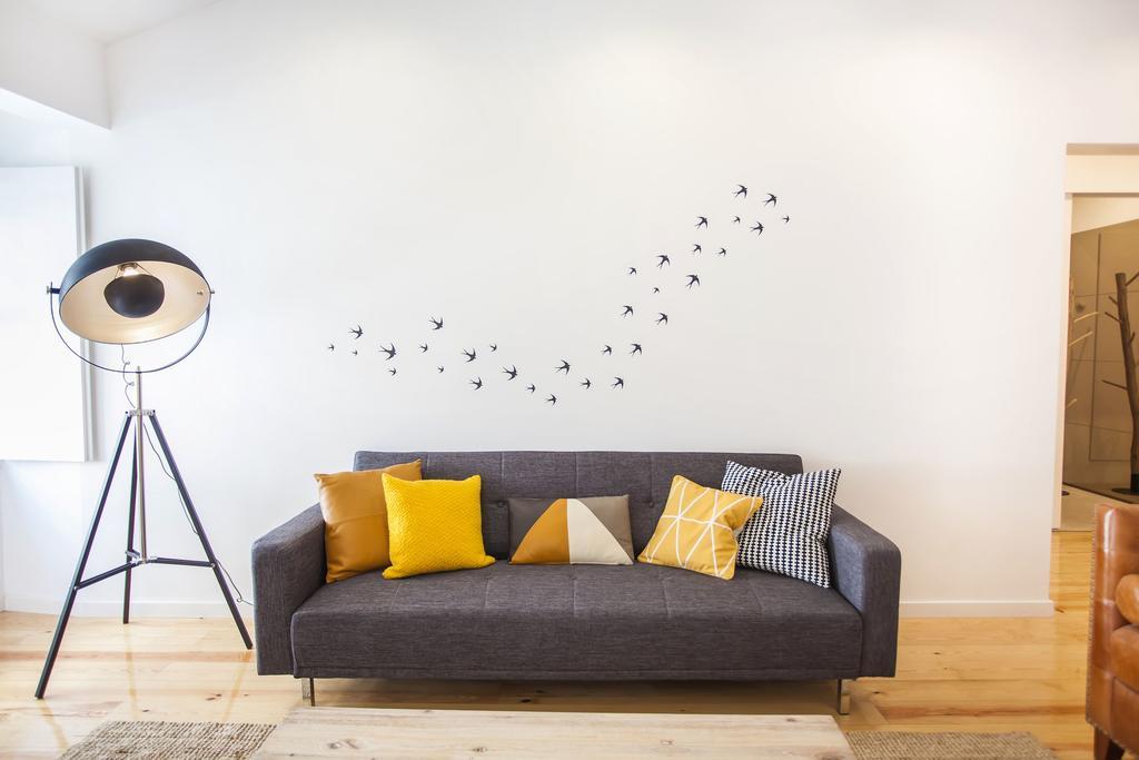 Lovelystay - Cais Apartment River View Лиссабон Экстерьер фото