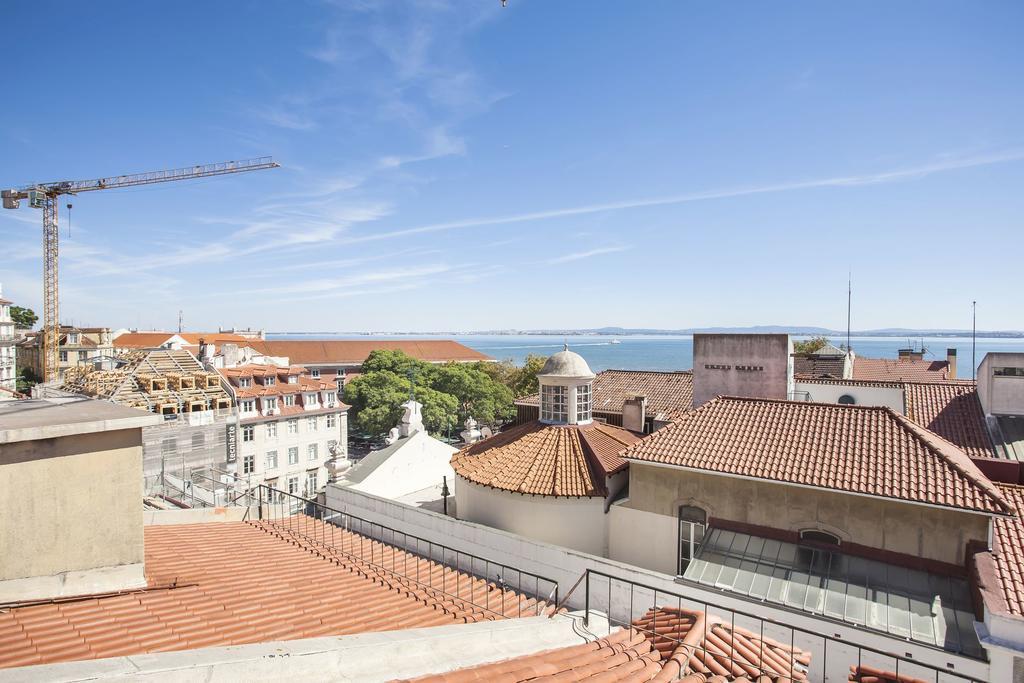 Lovelystay - Cais Apartment River View Лиссабон Экстерьер фото