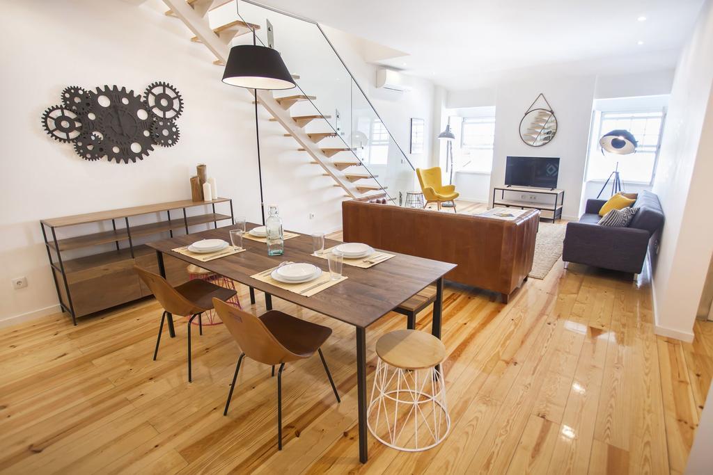 Lovelystay - Cais Apartment River View Лиссабон Экстерьер фото