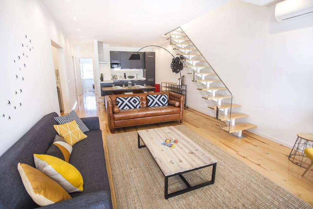 Lovelystay - Cais Apartment River View Лиссабон Экстерьер фото