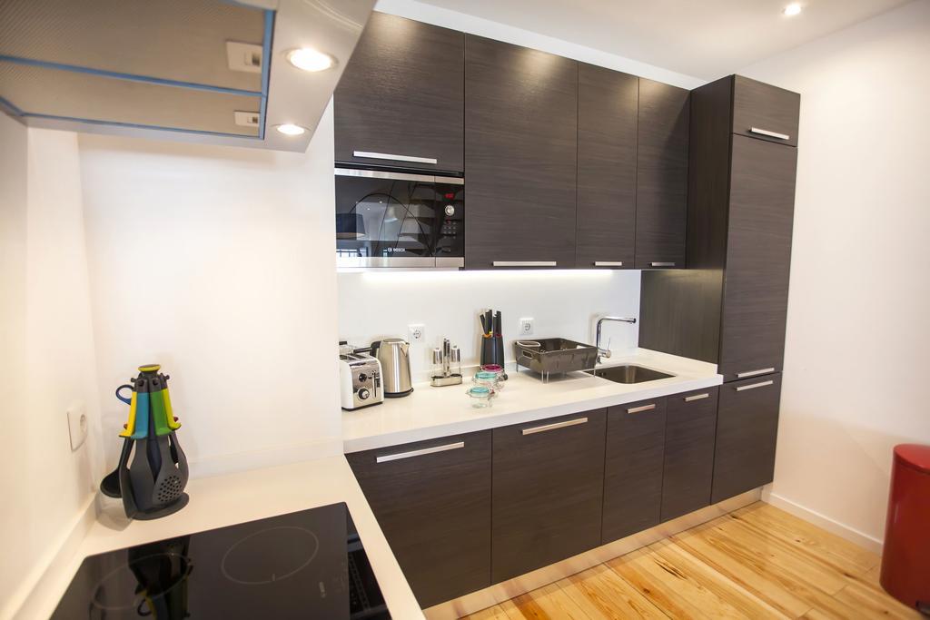 Lovelystay - Cais Apartment River View Лиссабон Экстерьер фото