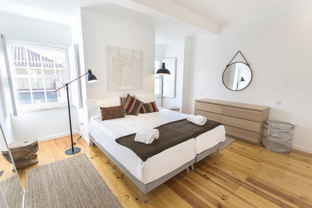 Lovelystay - Cais Apartment River View Лиссабон Экстерьер фото